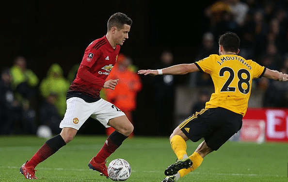 这使得他的 这使得他的