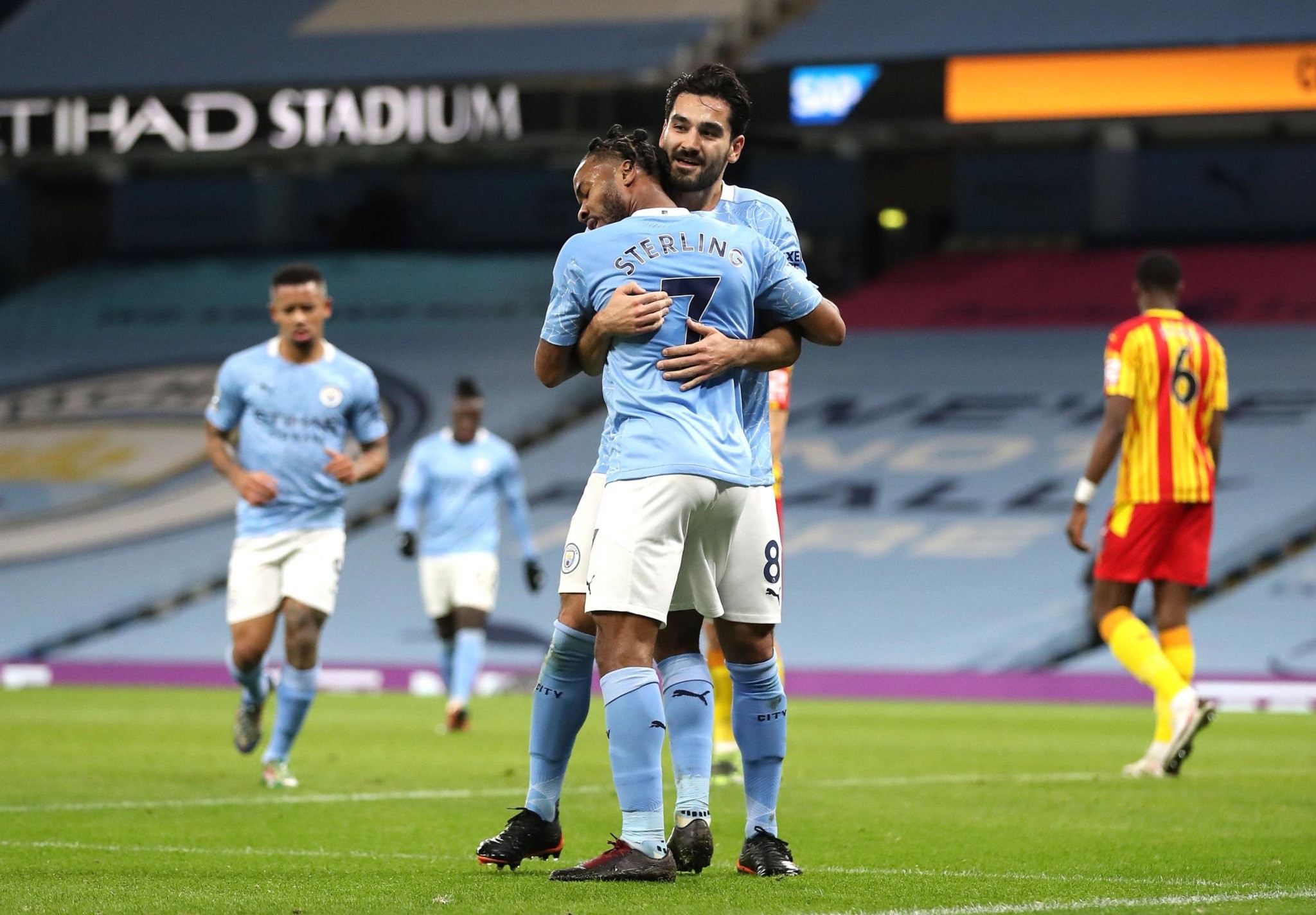 取得优异成 取得优异成